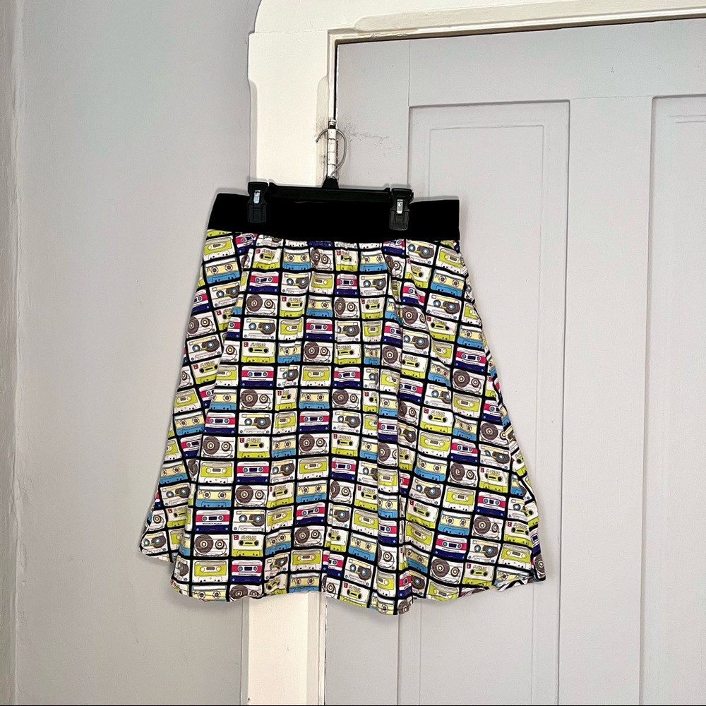 Retrolicious A-Line Music Swing Skirt